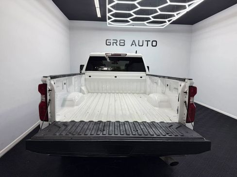 Used 2022 Chevrolet Silverado 2500 W/T w/ WT Safety Package AWD/4WD image 7