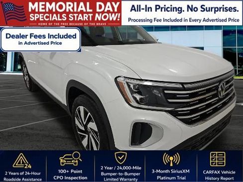 Used 2025 Volkswagen Atlas SEL AWD/4WD image 1