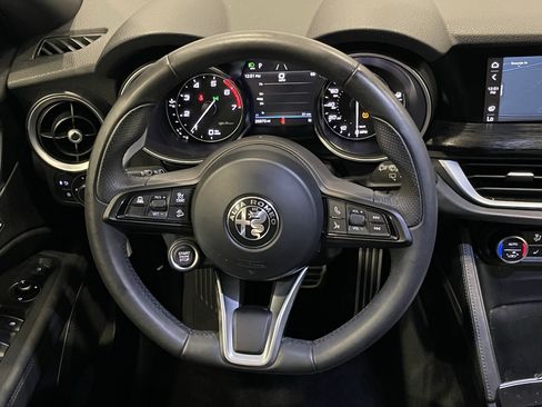 Used 2023 Alfa Romeo Stelvio Sprint AWD/4WD image 19