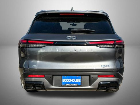 Certified 2024 INFINITI QX60 Luxe image 6