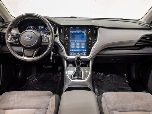 Used 2024 Subaru Outback Premium AWD/4WD image 28