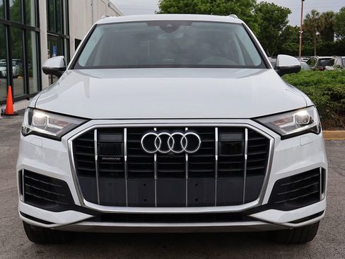 Used 2023 Audi Q7 3.0T Premium Plus w/ Premium Plus Package AWD/4WD image 12