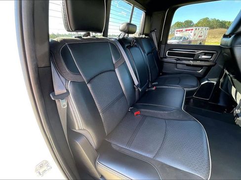 Used 2022 RAM 2500 Laramie w/ Night Edition image 25