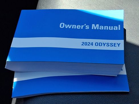 Used 2024 Honda Odyssey Sport image 25