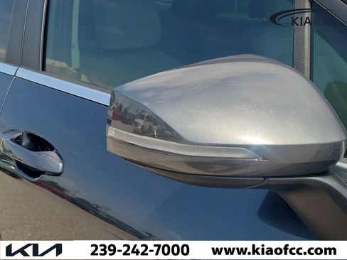 Used 2023 Kia Sportage EX FWD image 8
