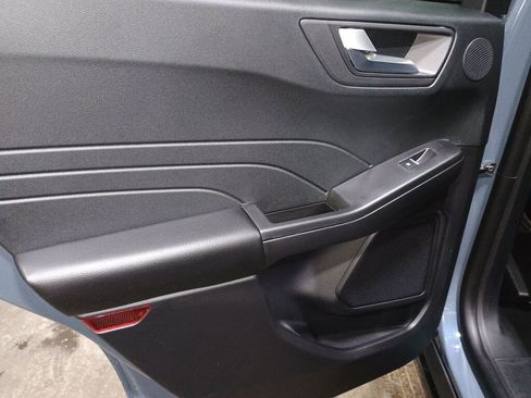 New 2026 Ford Escape SE w/ PHEV Premium Package image 18