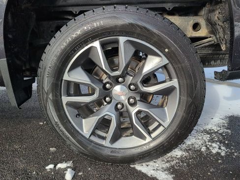 Used 2022 Chevrolet Silverado 1500 LT AWD/4WD image 12