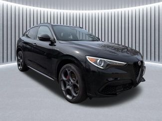 Used 2023 Alfa Romeo Stelvio Veloce video 1