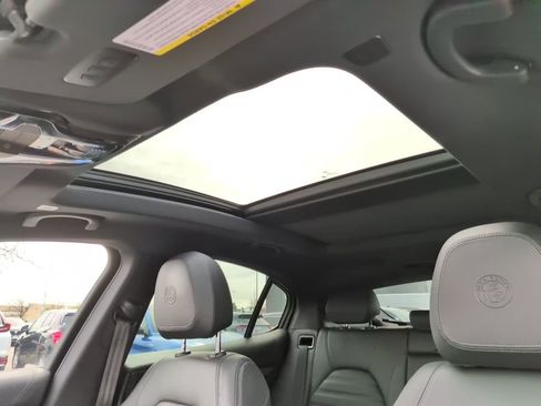 Used 2023 Alfa Romeo Stelvio Veloce image 30