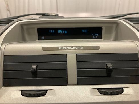 Used 2008 Ford Escape XLT image 16