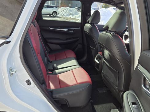 Certified 2025 INFINITI QX50 Sport image 18