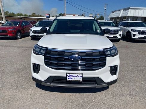 New 2025 Ford Explorer Active w/ Active Comfort Package image 9