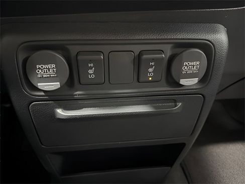 Used 2014 Honda Ridgeline SE image 22