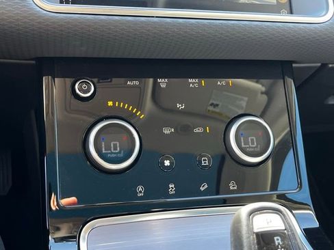 Used 2023 Land Rover Range Rover Evoque S image 25