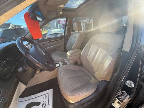 Used 2011 Hyundai Santa Fe Limited image 8