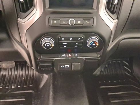 Used 2022 Chevrolet Silverado 2500 W/T w/ WT Fleet Convenience Package image 18