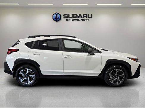Used 2024 Subaru Crosstrek 2.0i Premium w/ Crosstrek Mirror Package AWD/4WD image 6