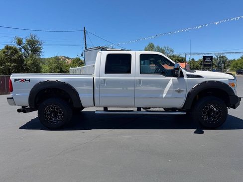 Used 2011 Ford F350 Lariat w/ FX4 4X4 Off-Road Pkg image 21