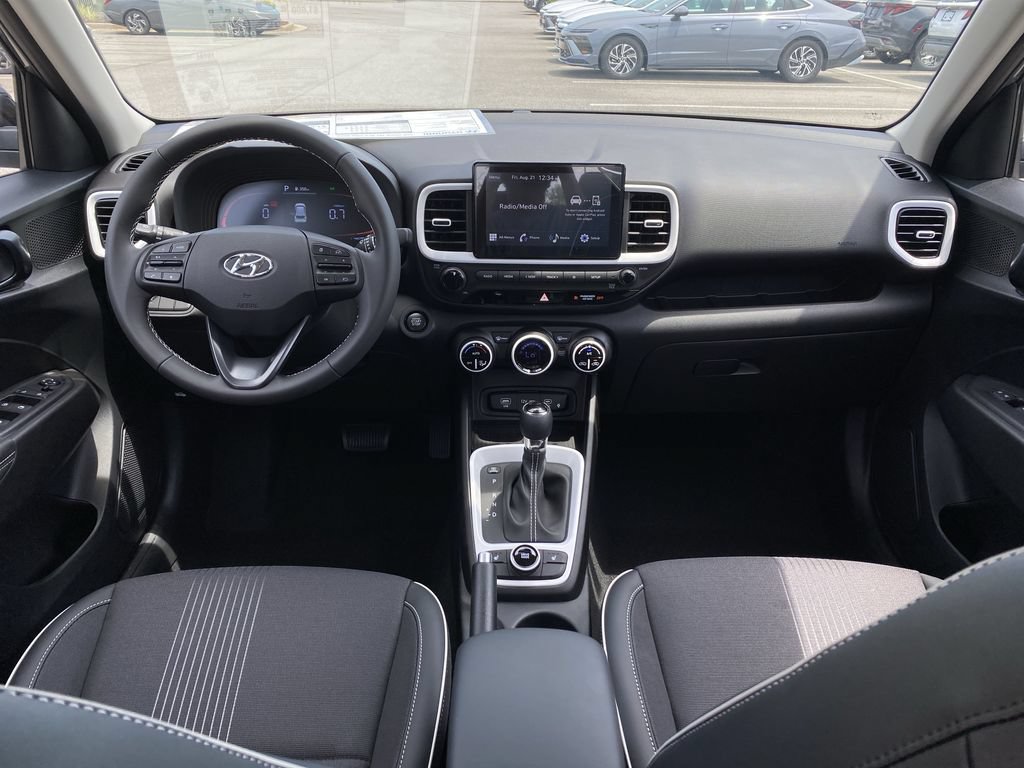 New 2026 Hyundai Venue SEL FWD image 13