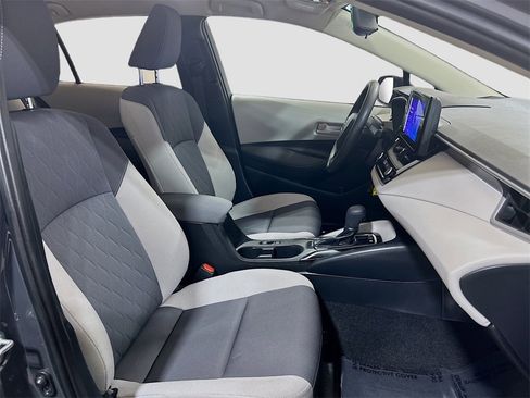 Used 2024 Toyota Corolla LE image 23