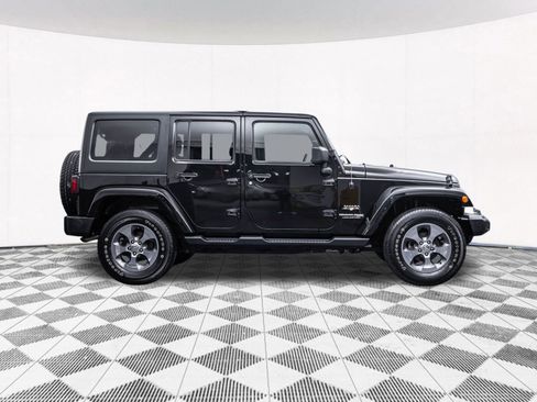 Used 2018 Jeep Wrangler Unlimited Sahara image 13