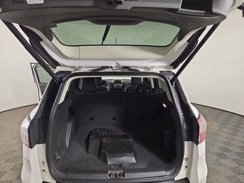 Used 2018 Ford Escape Titanium image 32