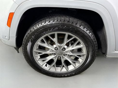 Used 2022 Jeep Grand Cherokee Summit w/ Adv Protech Group IV image 39