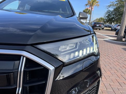Used 2022 Audi SQ7 Prestige image 6