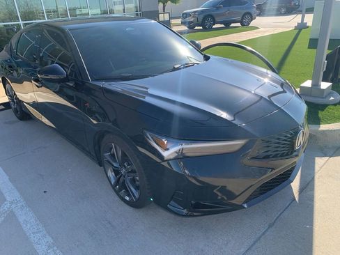 Used 2024 Acura Integra A-Spec image 2