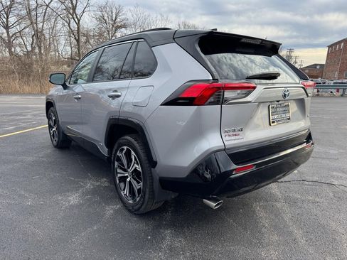 Used 2023 Toyota RAV4 XSE w/ Weather Package image 9