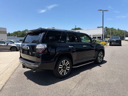 Used 2017 Toyota 4Runner Limited RWD image 13