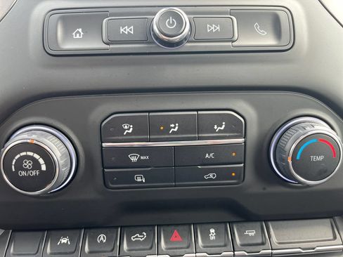 Used 2025 Chevrolet Silverado 1500 W/T RWD image 19