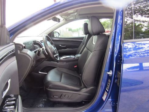 Used 2024 Hyundai Tucson Limited image 16