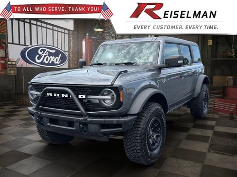 Used 2022 Ford Bronco Wildtrak AWD/4WD image 1