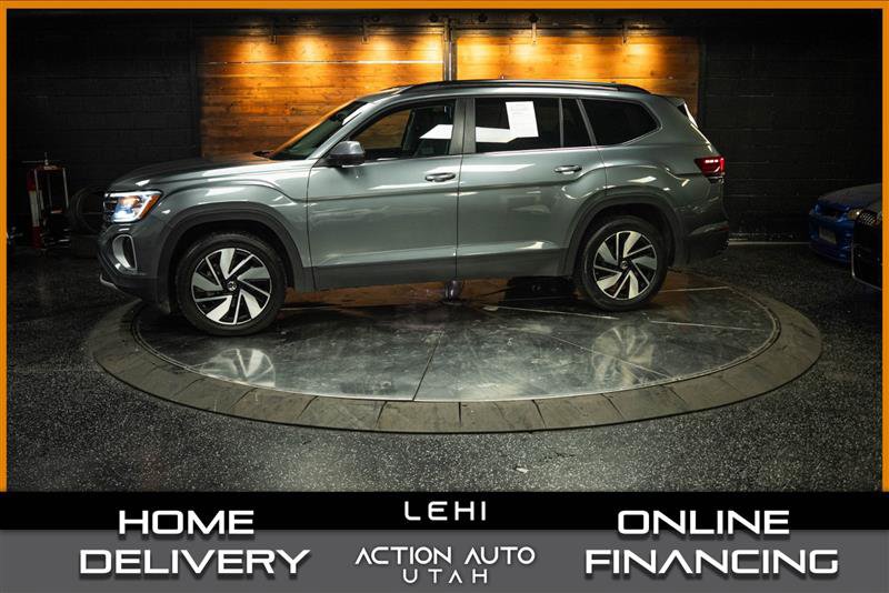 Used 2025 Volkswagen Atlas SE AWD/4WD image 1