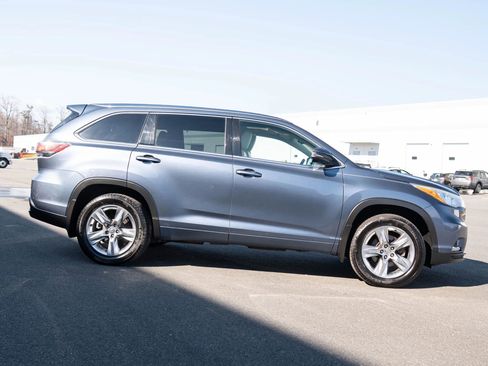 Used 2015 Toyota Highlander Limited AWD/4WD image 7