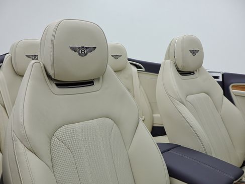 New 2026 Bentley Continental GTC image 44