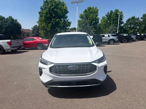 Used 2025 Ford Escape Active AWD/4WD image 8