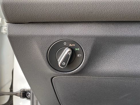 Certified 2026 Volkswagen Jetta Sport FWD image 23