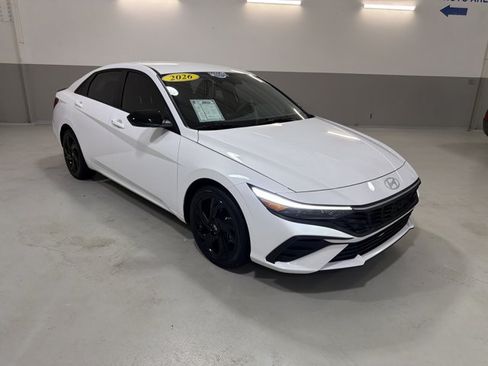 Used 2026 Hyundai Elantra Sport FWD image 4