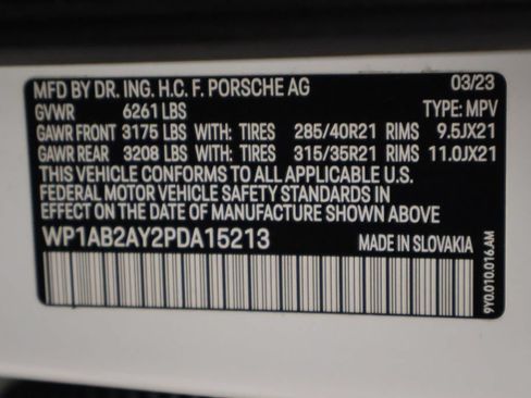Certified 2023 Porsche Cayenne S AWD/4WD image 17