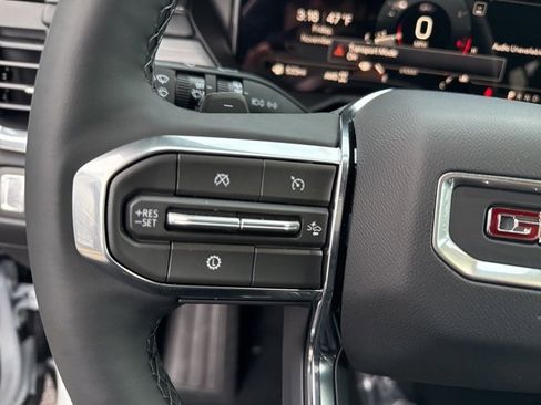 New 2026 GMC Acadia Elevation image 17