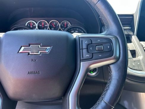 Used 2021 Chevrolet Tahoe Z71 w/ Luxury Package AWD/4WD image 37