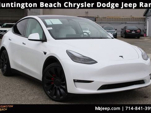 Used 2023 Tesla Model Y Performance AWD/4WD image 1