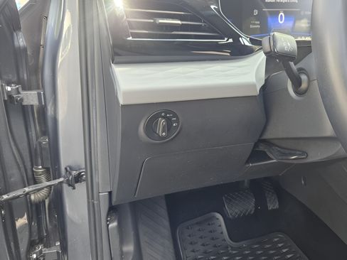 Certified 2022 Volkswagen Taos S w/ IQ Drive S Package FWD image 14