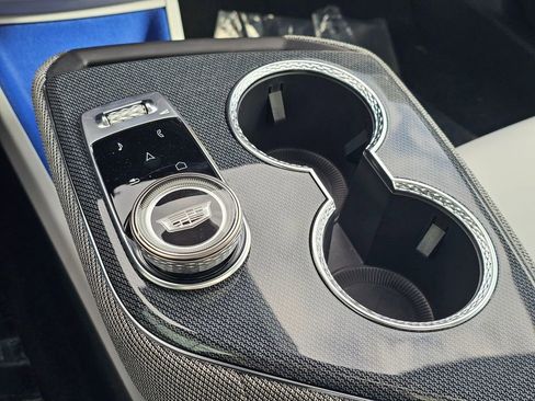 New 2026 Cadillac Optiq Sport 1 image 32