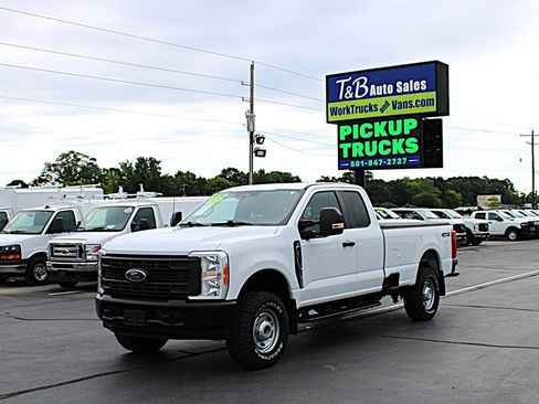 Used 2023 Ford F250 XL w/ XL Off-Road Package AWD/4WD image 3