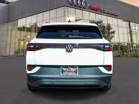 Used 2023 Volkswagen ID.4 Pro RWD image 5