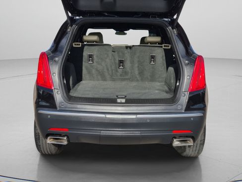 Used 2019 Cadillac XT5 FWD image 9