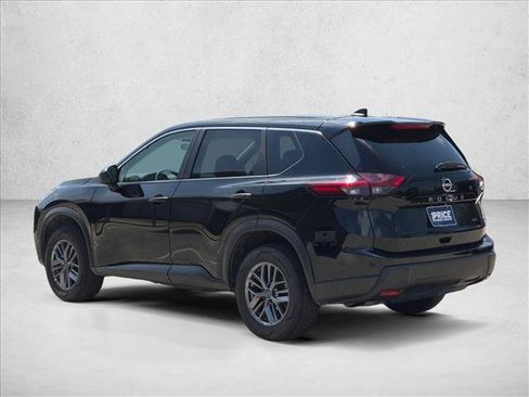 Used 2024 Nissan Rogue S AWD/4WD image 7